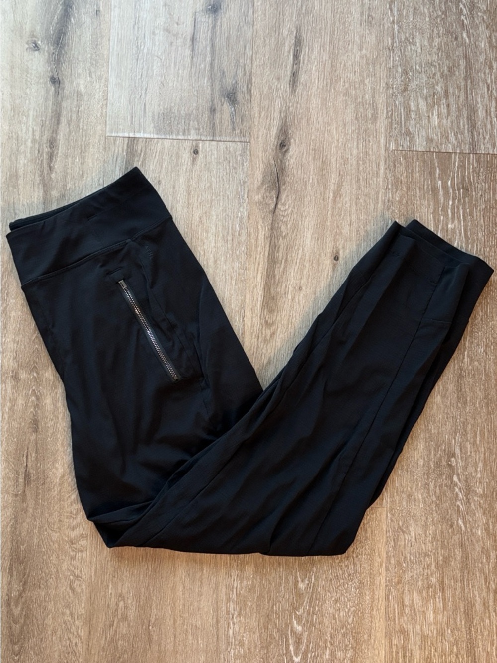 Athleta Black Trekkie North Jogger with Zip Pockets